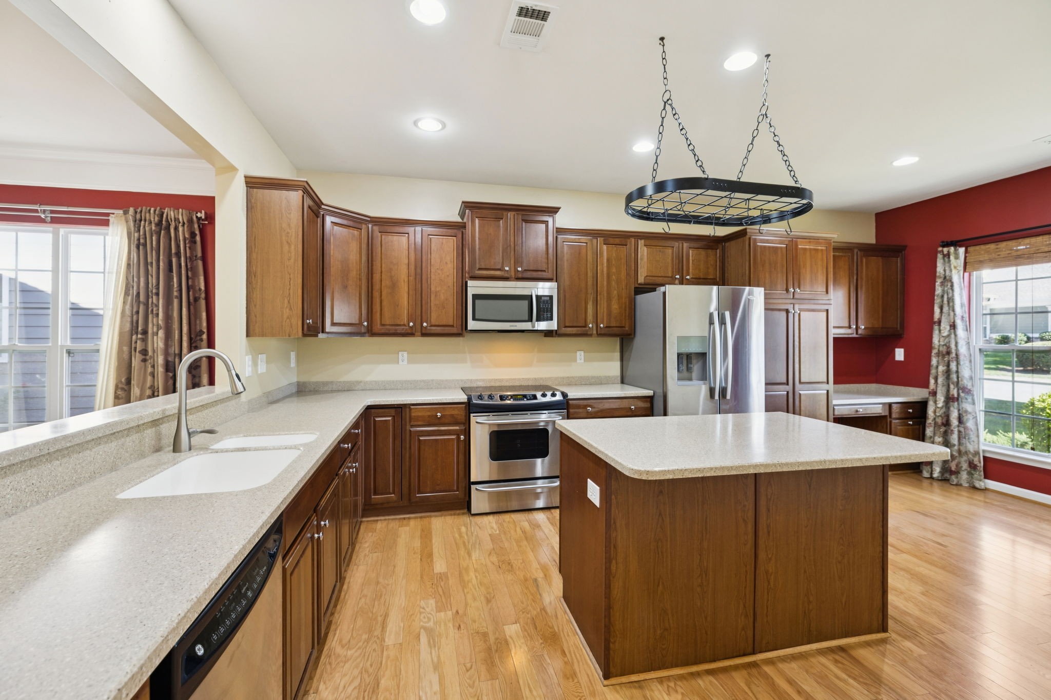 113 Navy Cir