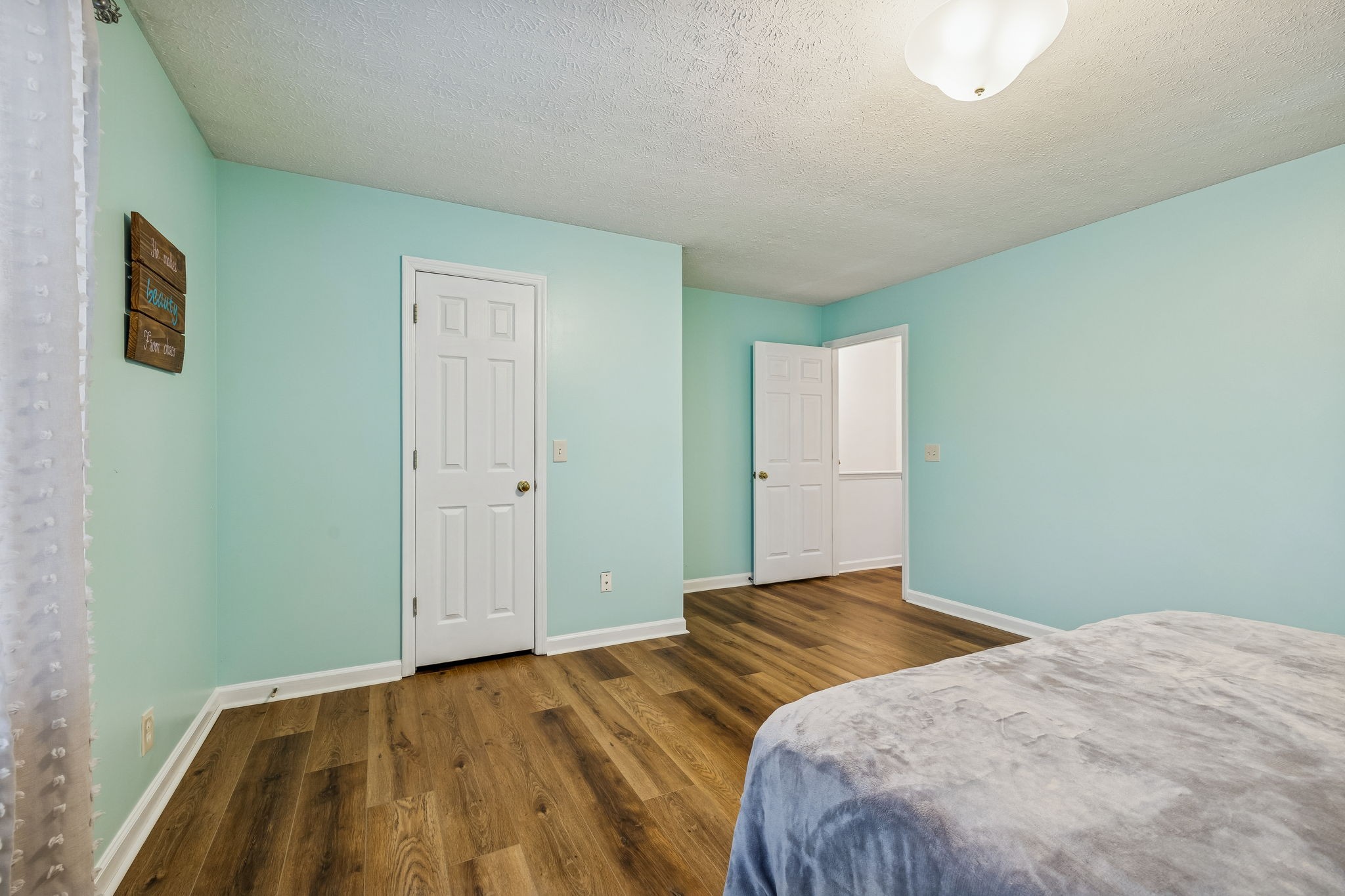 1304 Island View Ct