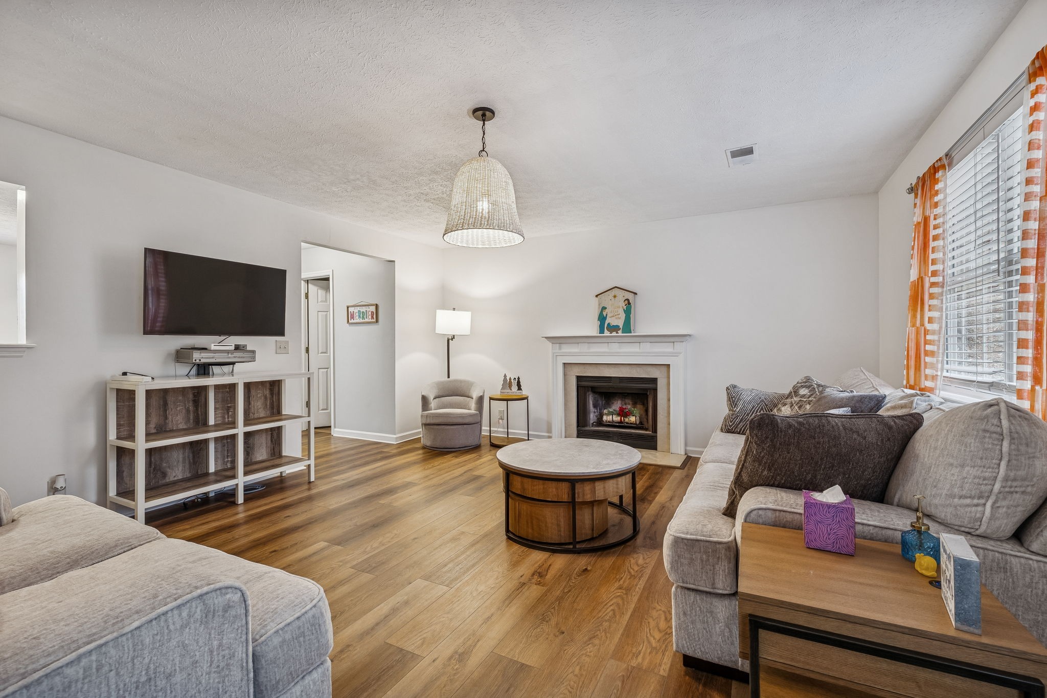 1304 Island View Ct