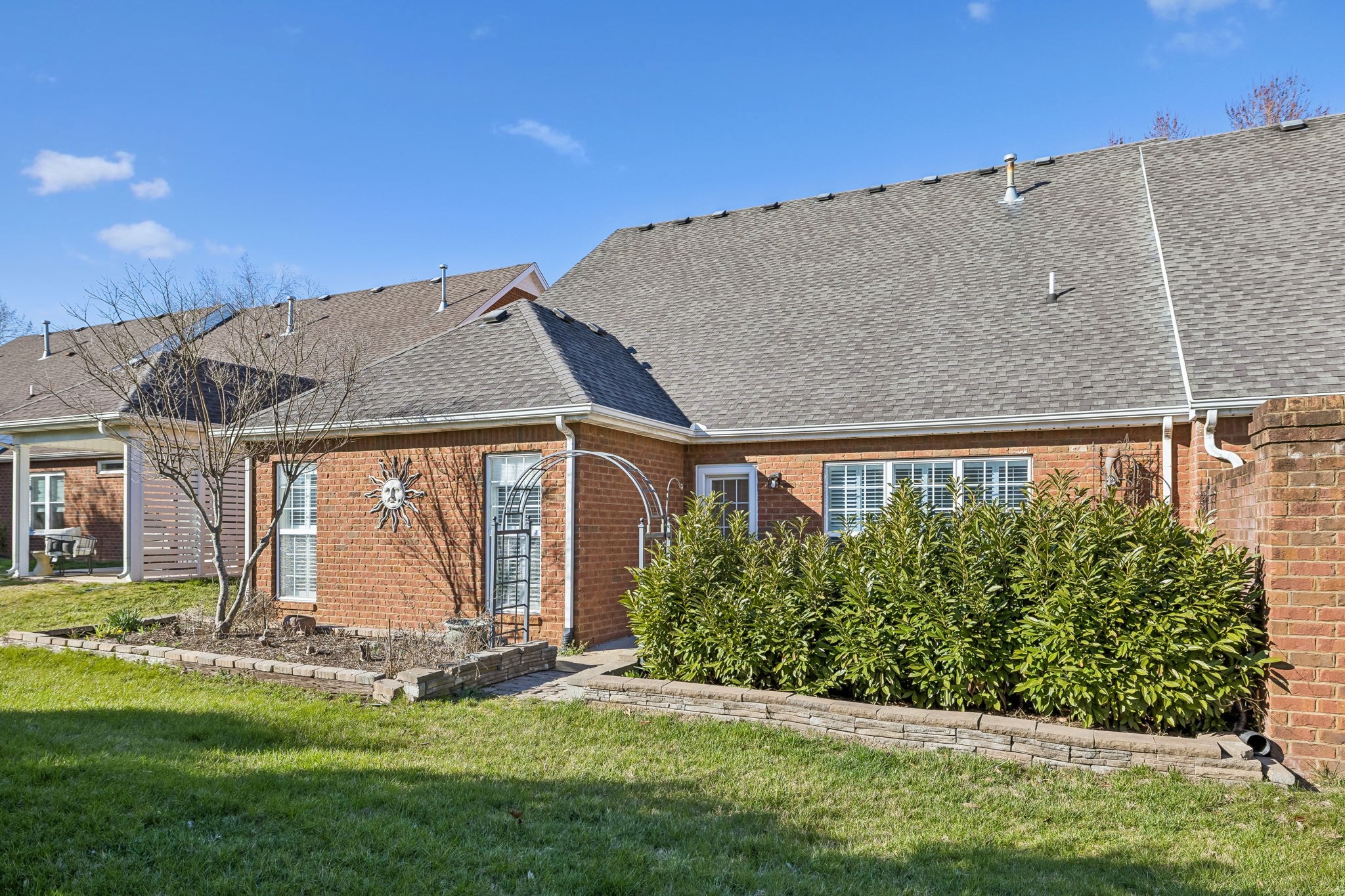 408 Golfview Ct
