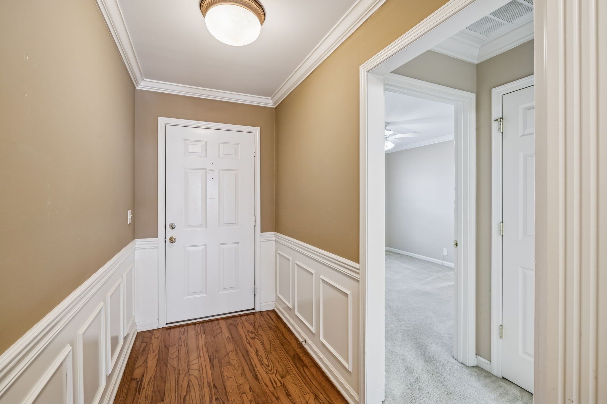 408 Golfview Ct