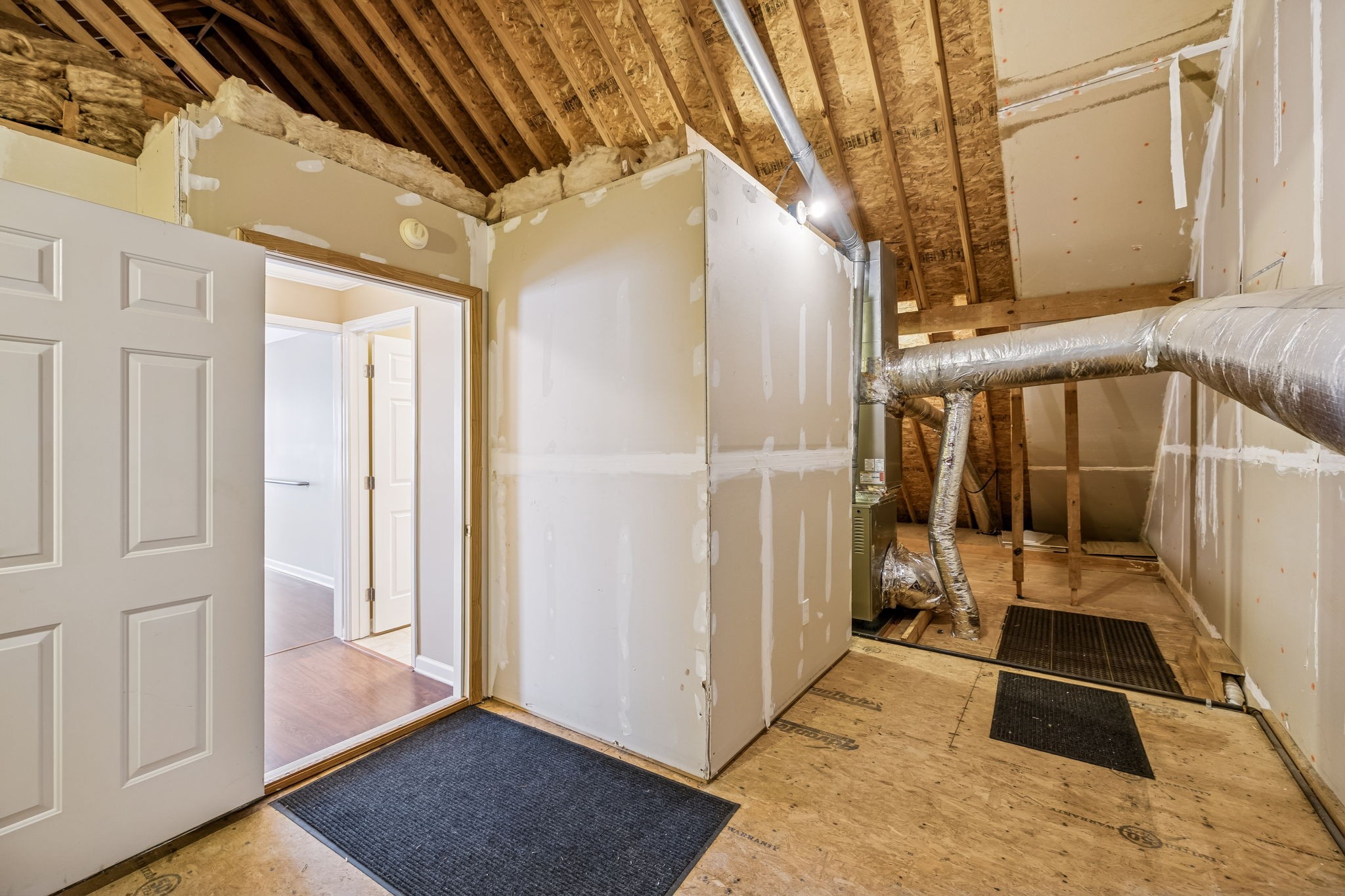 408 Golfview Ct