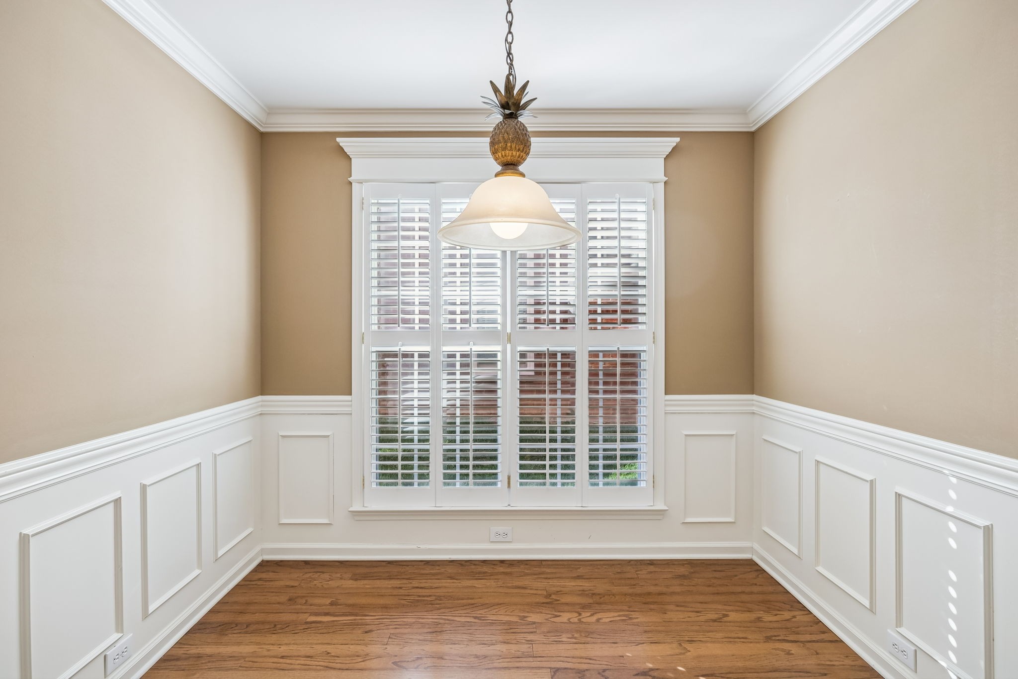 408 Golfview Ct