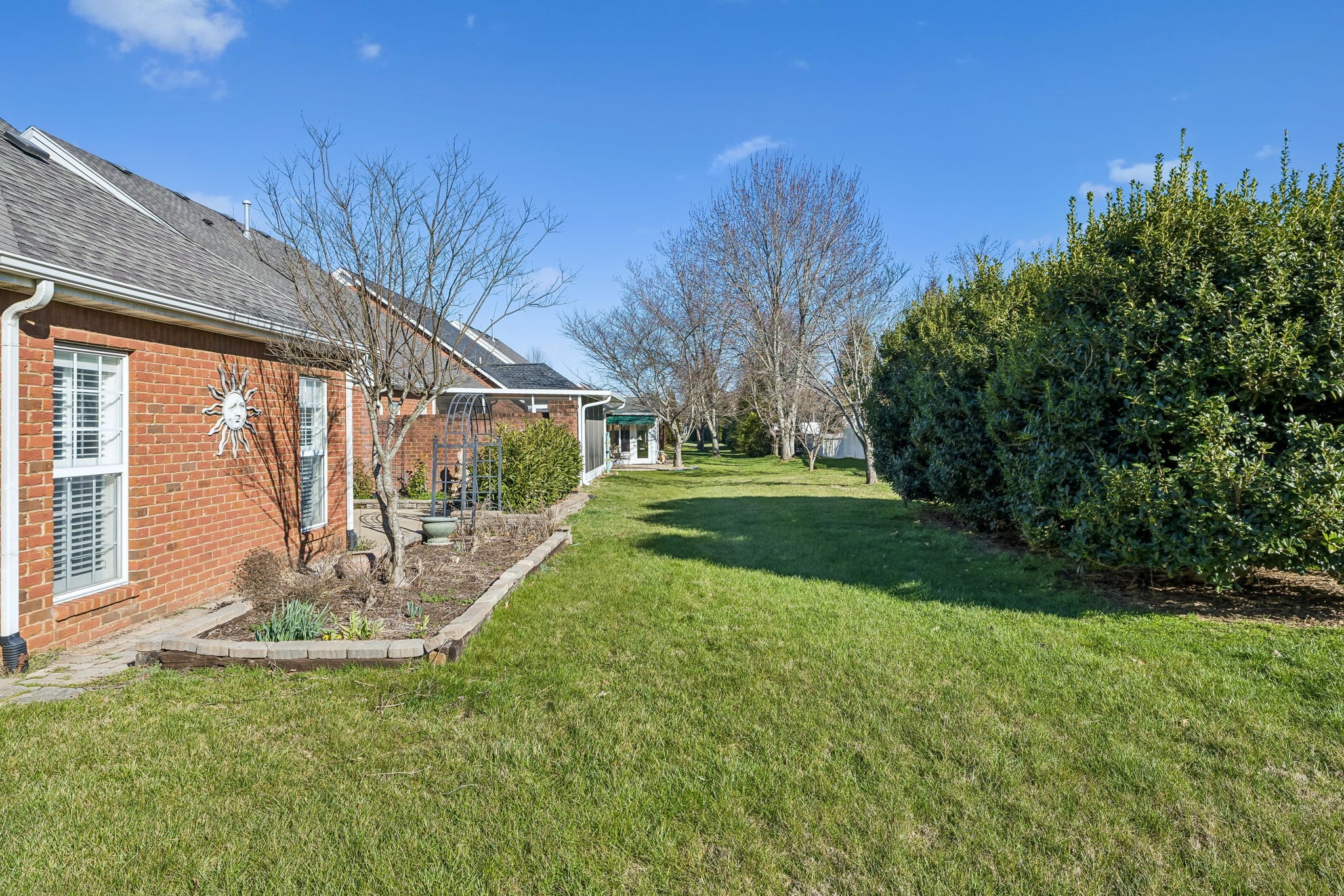 408 Golfview Ct