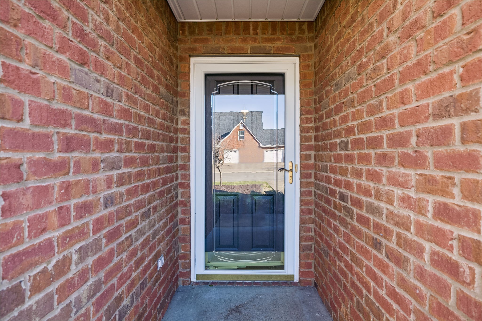 408 Golfview Ct