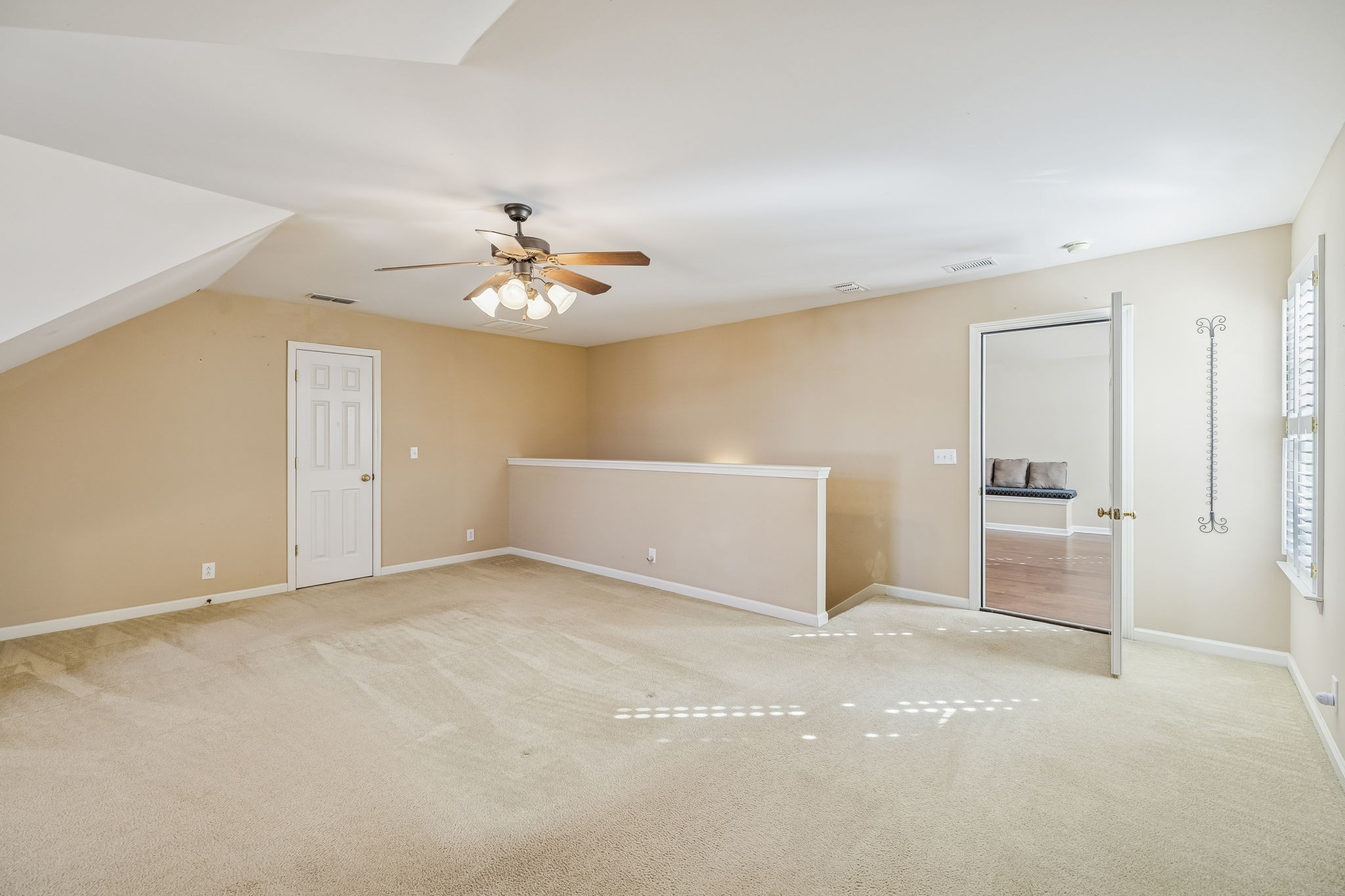 408 Golfview Ct