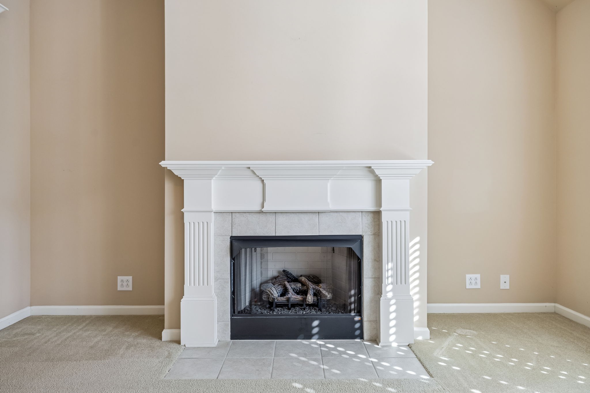 408 Golfview Ct