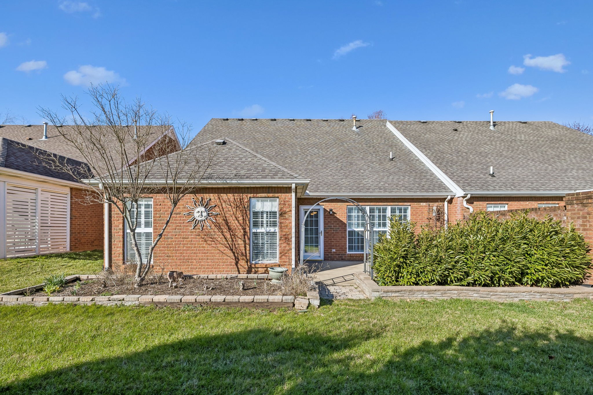 408 Golfview Ct
