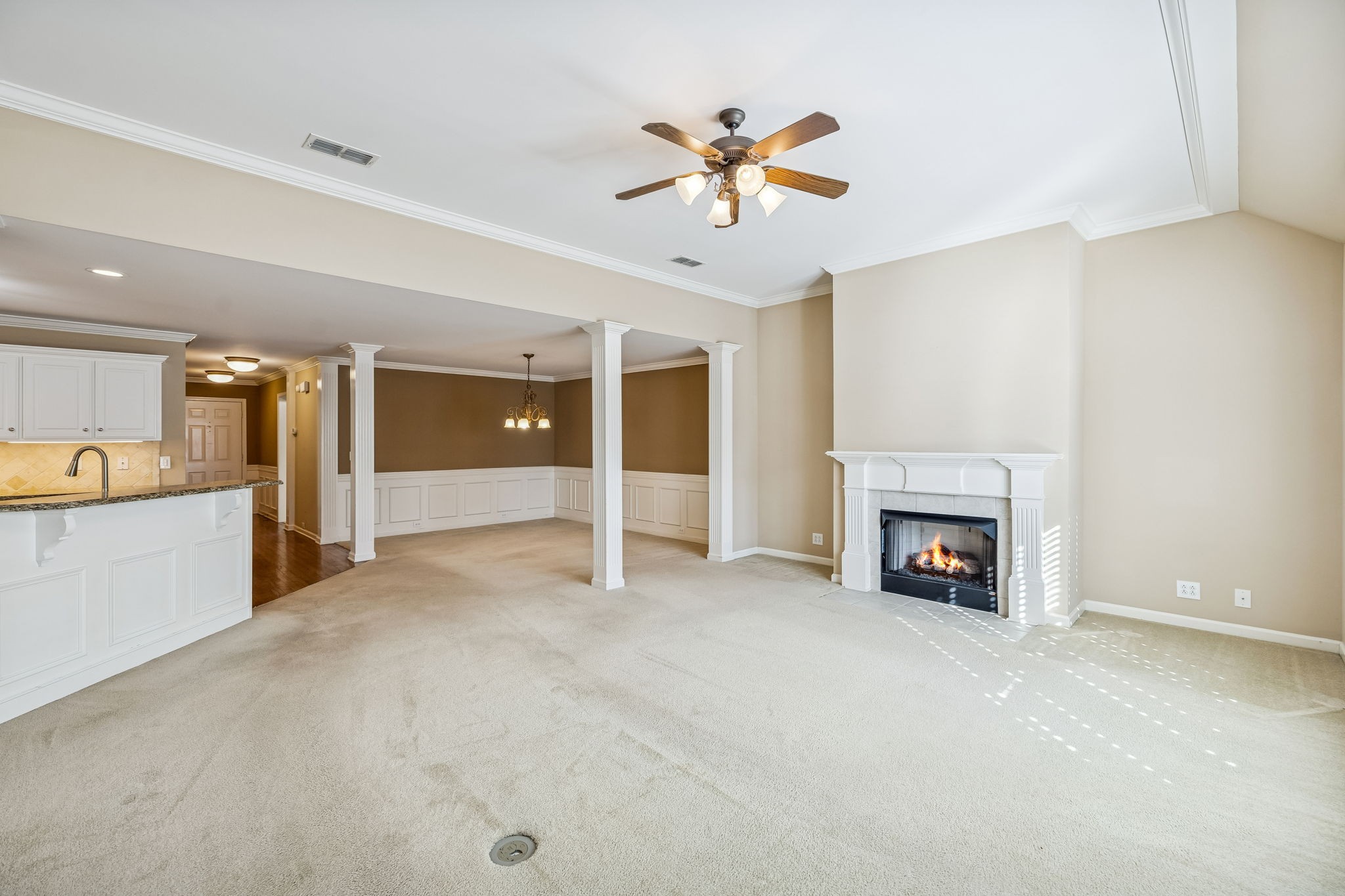 408 Golfview Ct