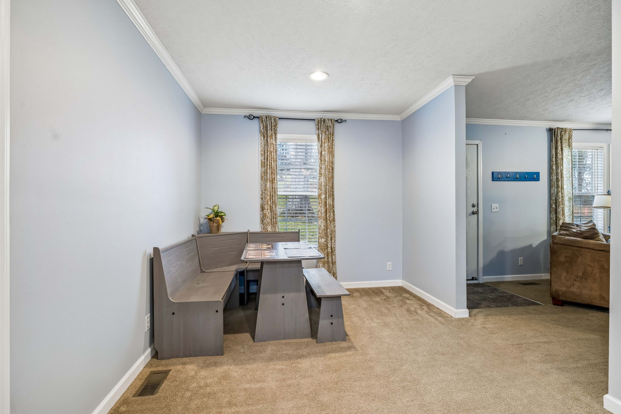 2510 Lewisburg Pike