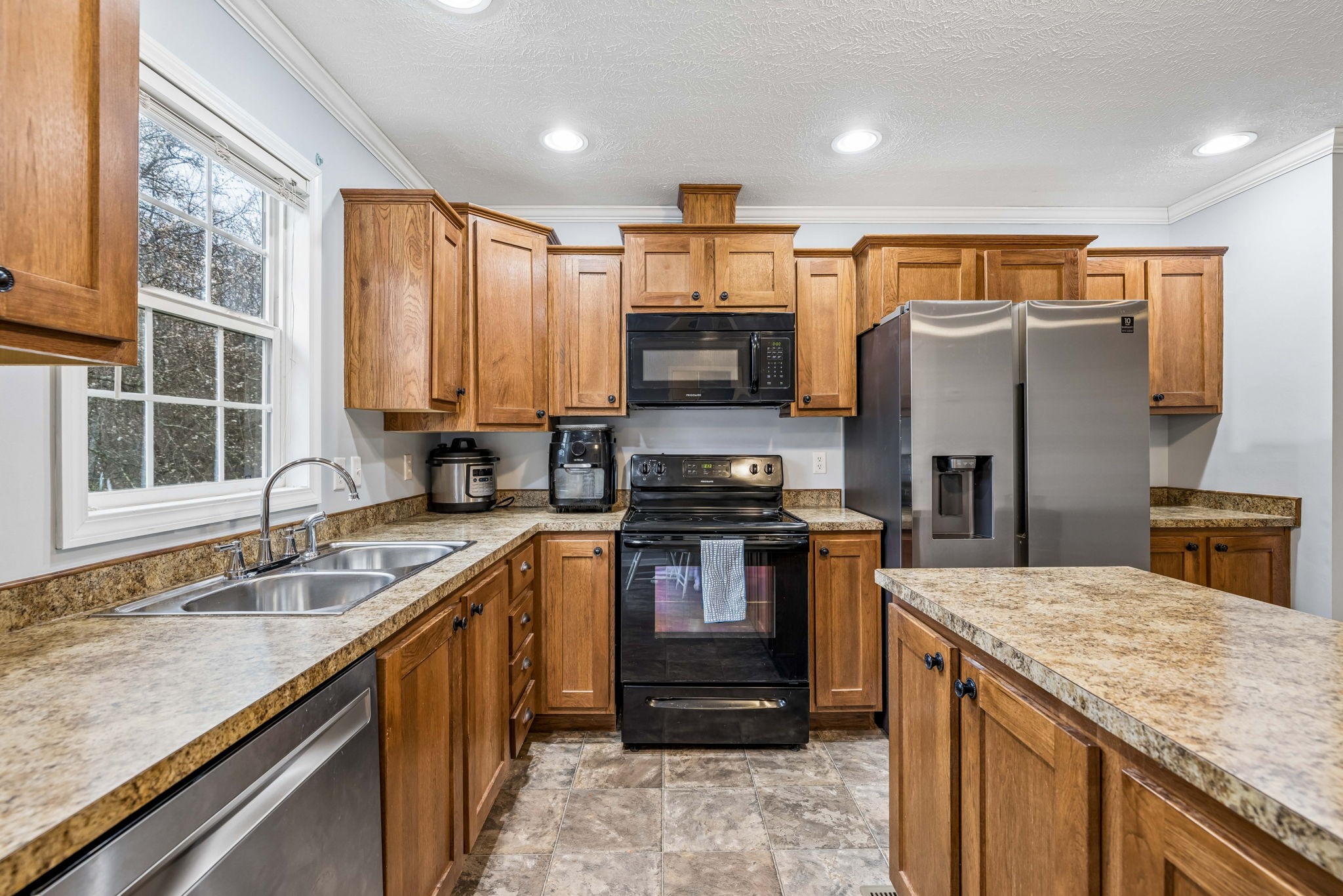 2510 Lewisburg Pike