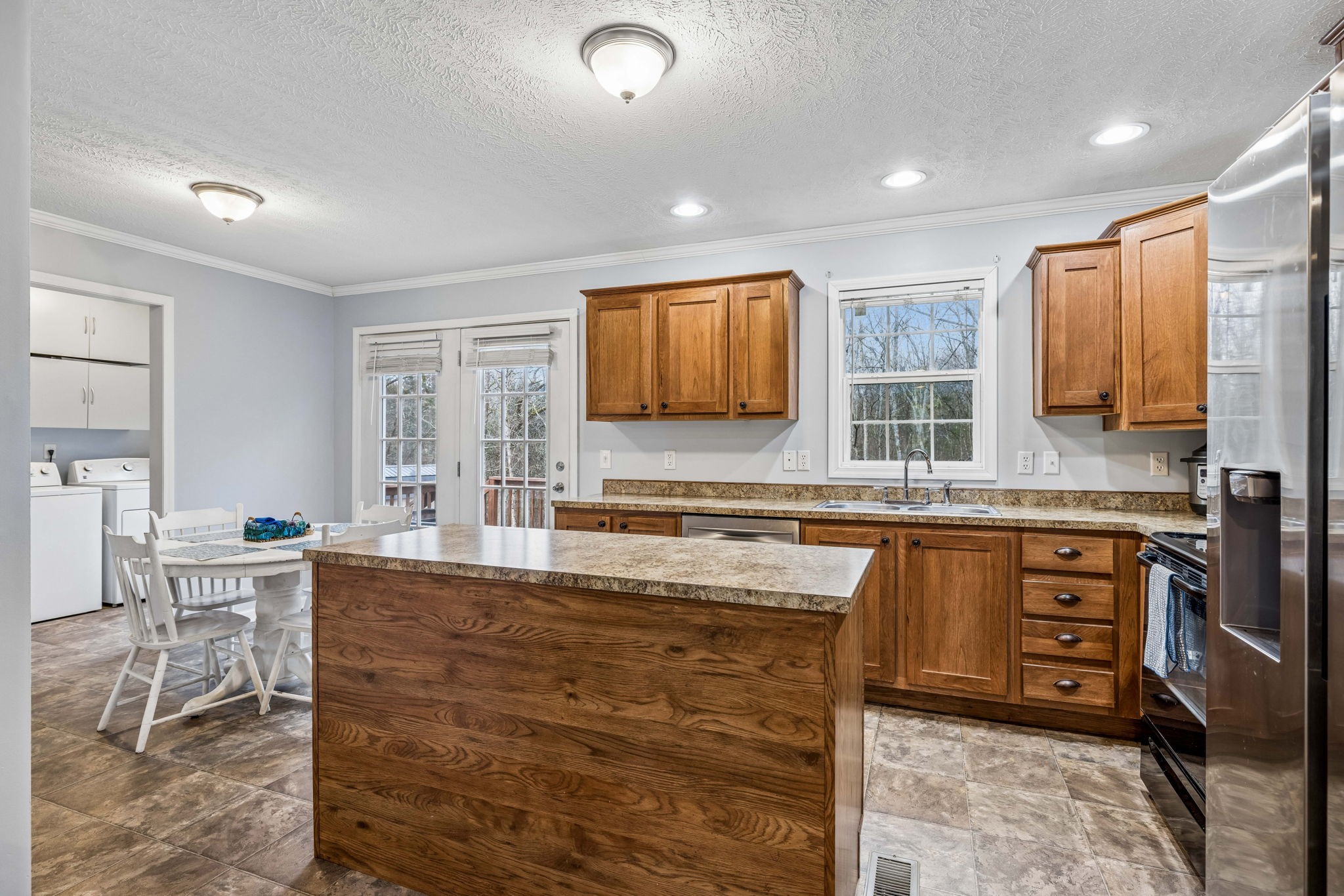 2510 Lewisburg Pike