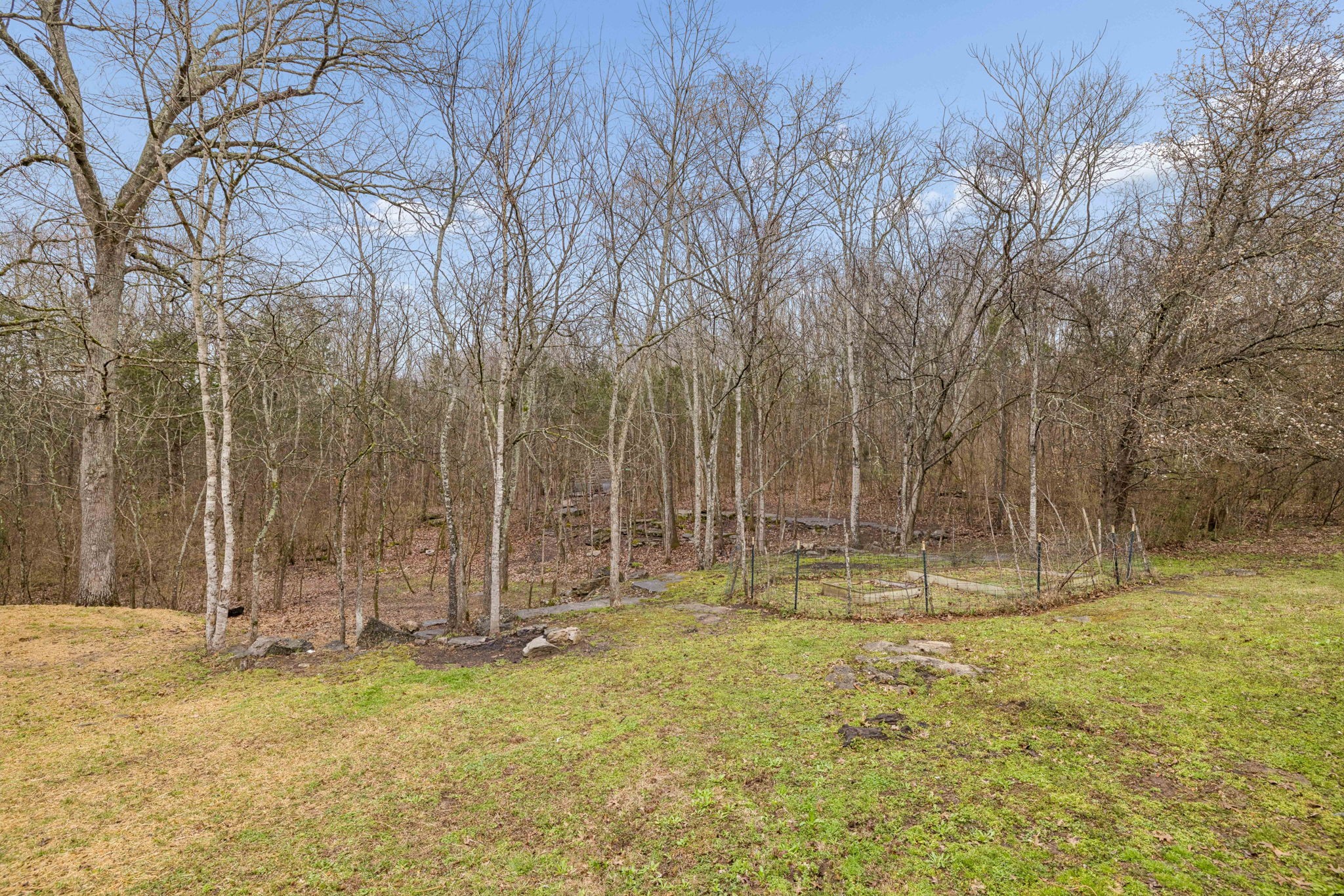 2510 Lewisburg Pike