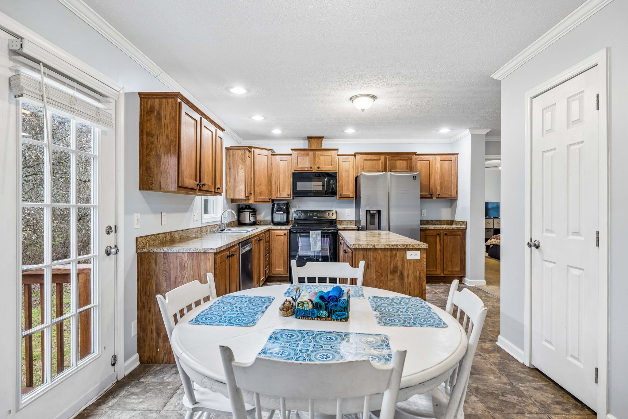 2510 Lewisburg Pike