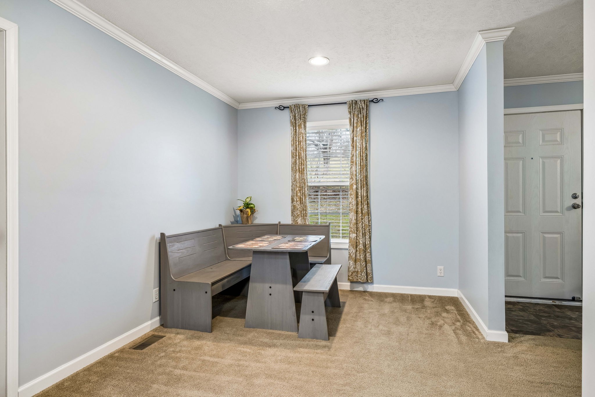 2510 Lewisburg Pike