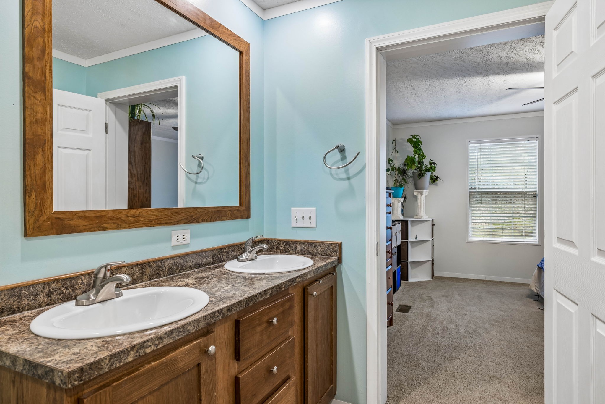 2510 Lewisburg Pike