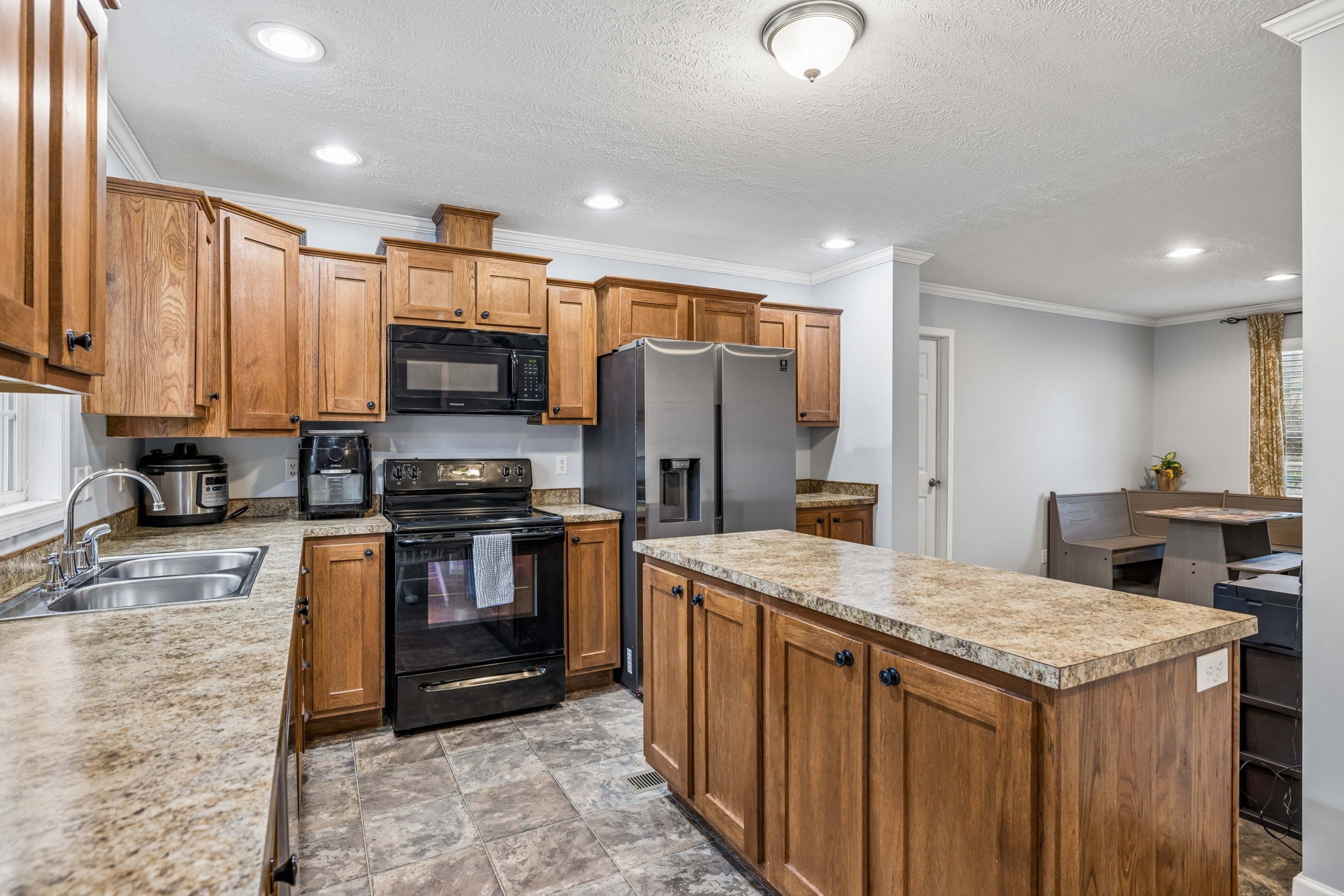 2510 Lewisburg Pike