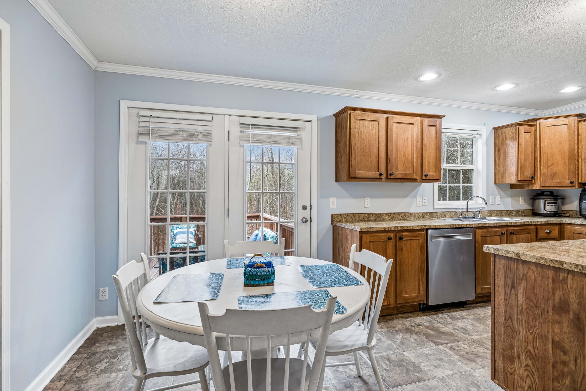 2510 Lewisburg Pike