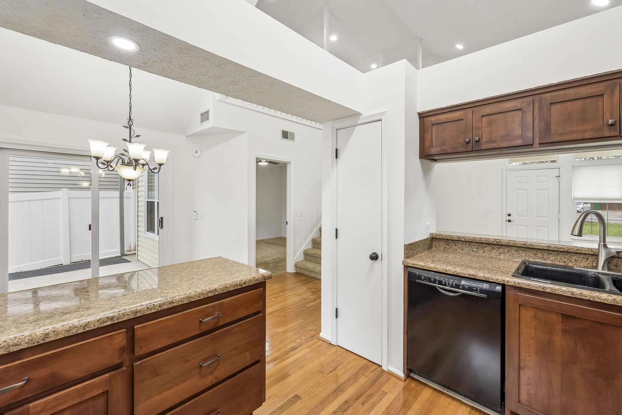 107 Yocum Dr