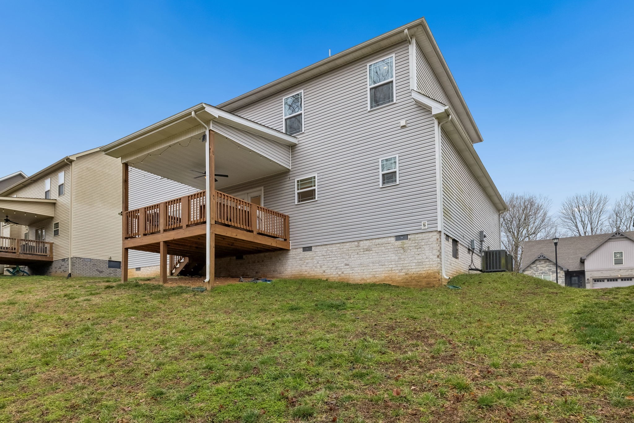 1033 Brightwood Ct