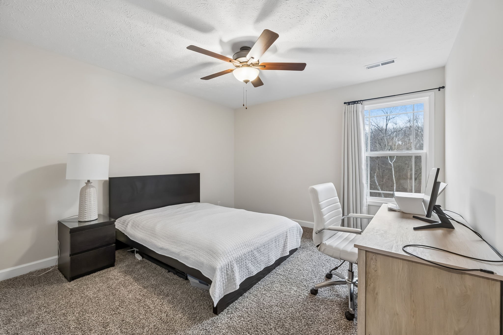 1033 Brightwood Ct