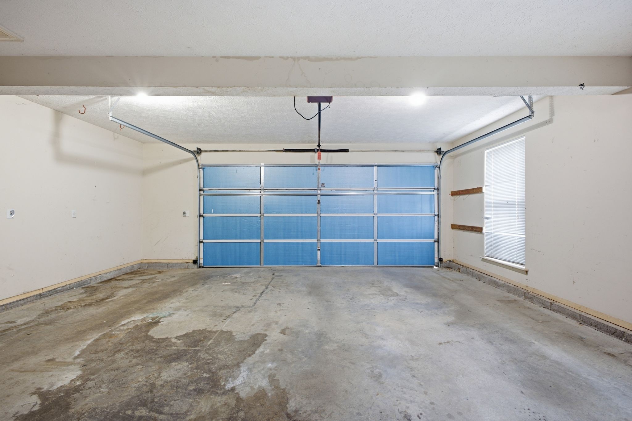 3011 Potts Xing