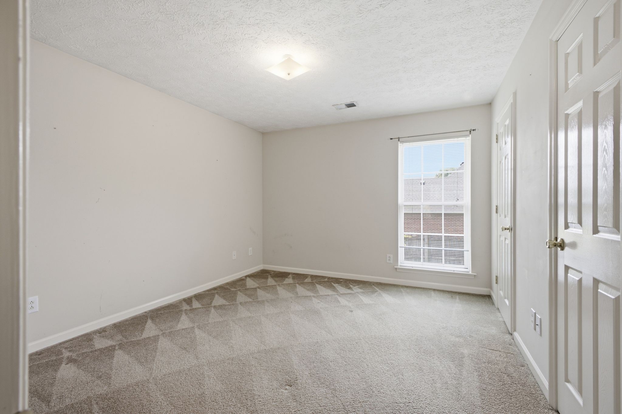 3011 Potts Xing