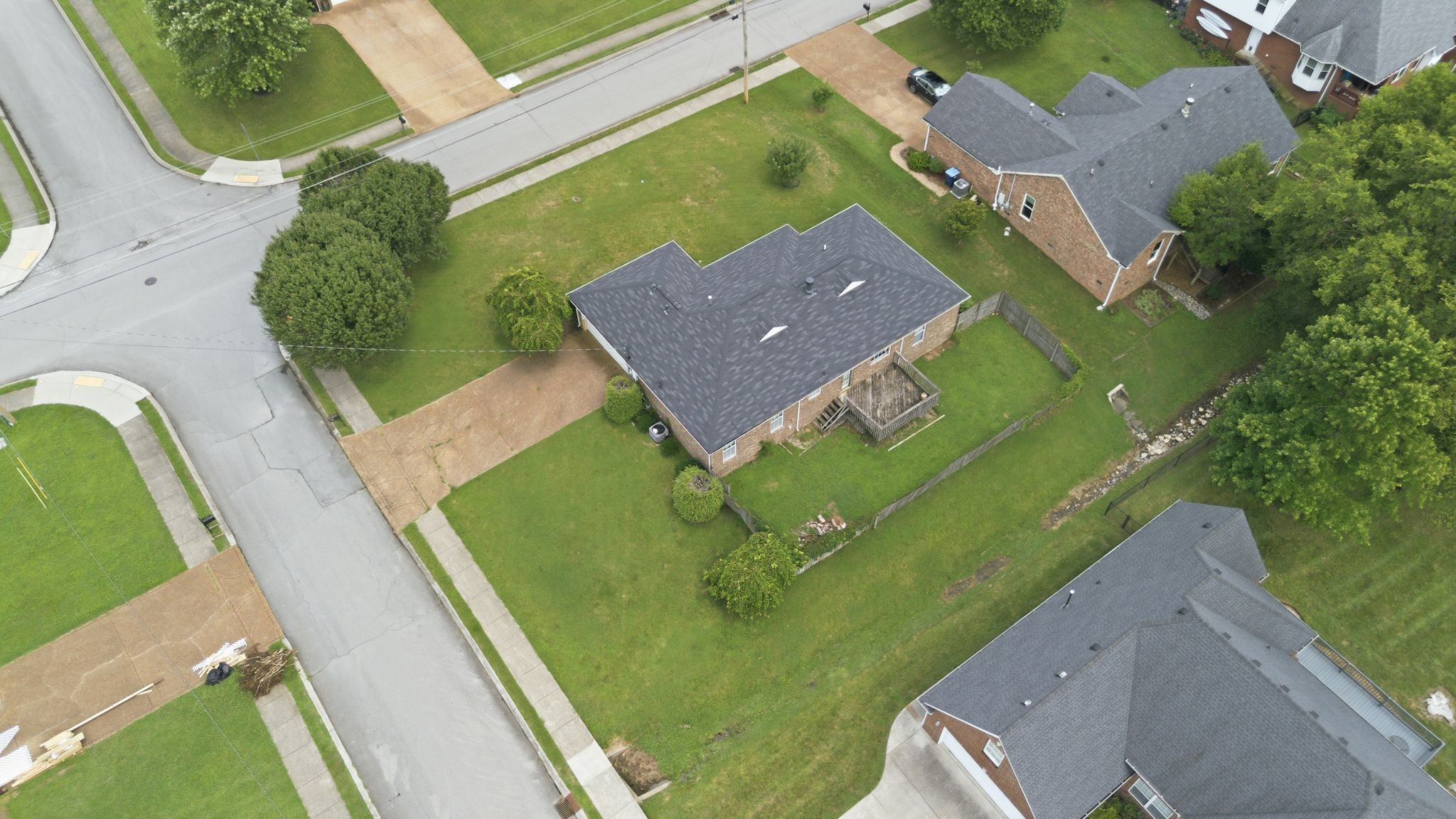 3011 Potts Xing