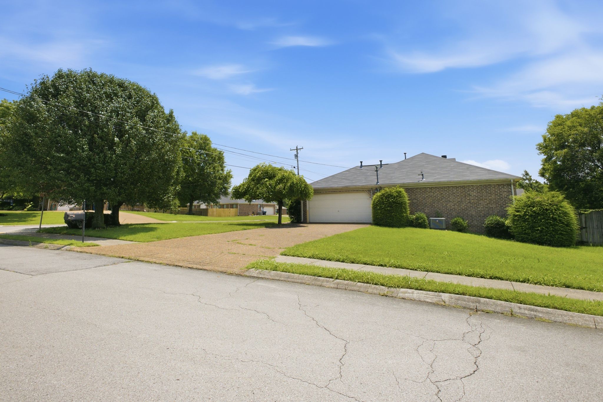 3011 Potts Xing