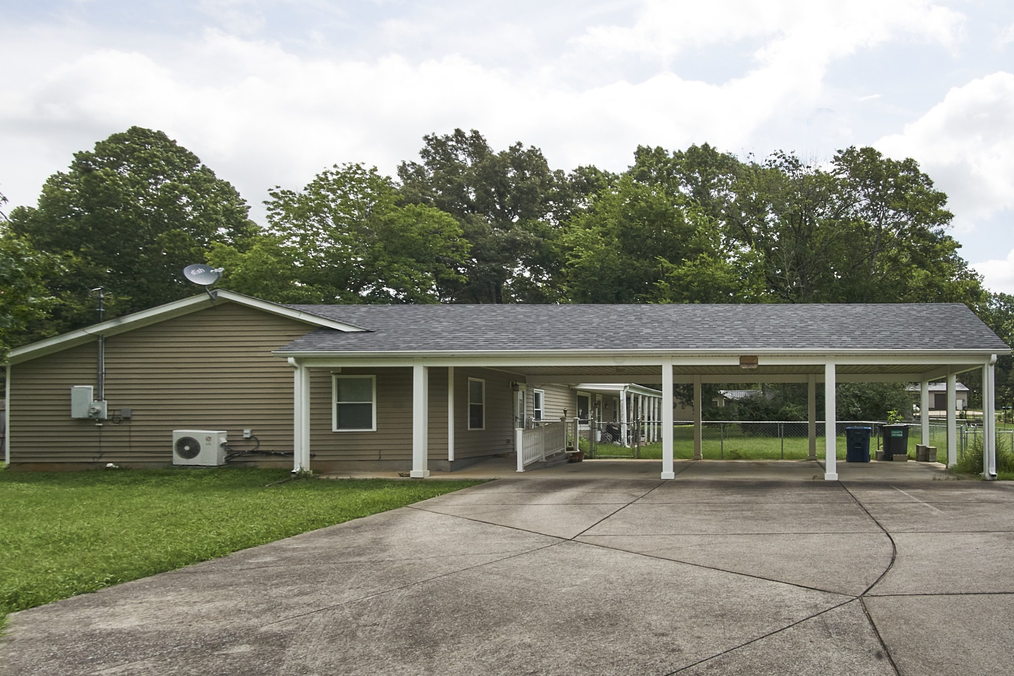 241 Jackson Ave
