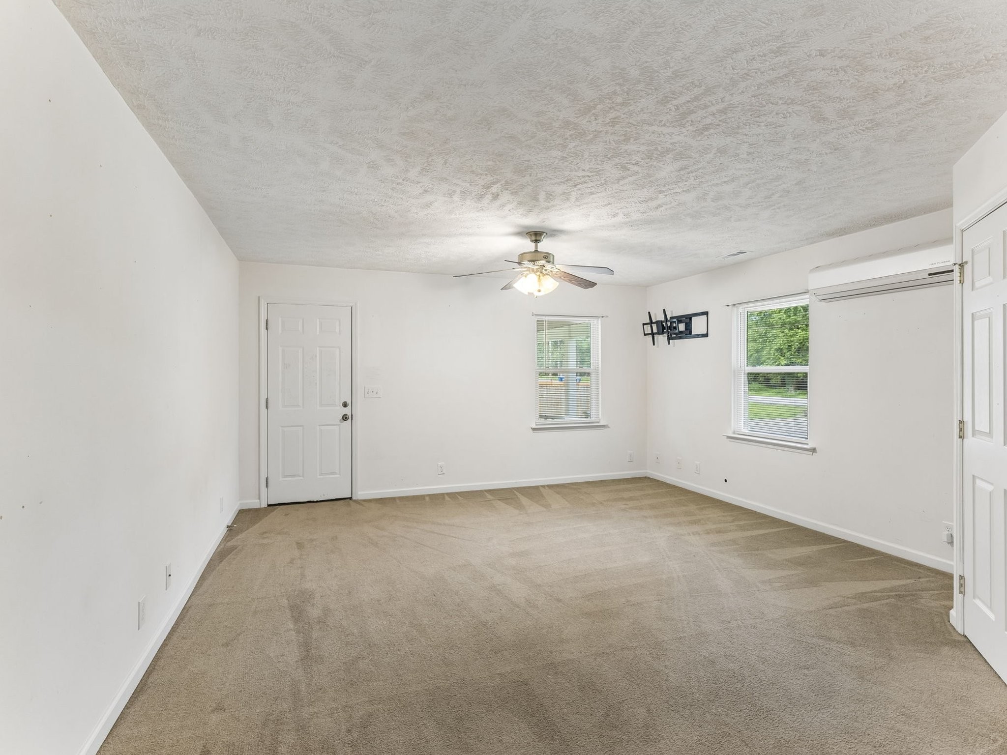 241 Jackson Ave