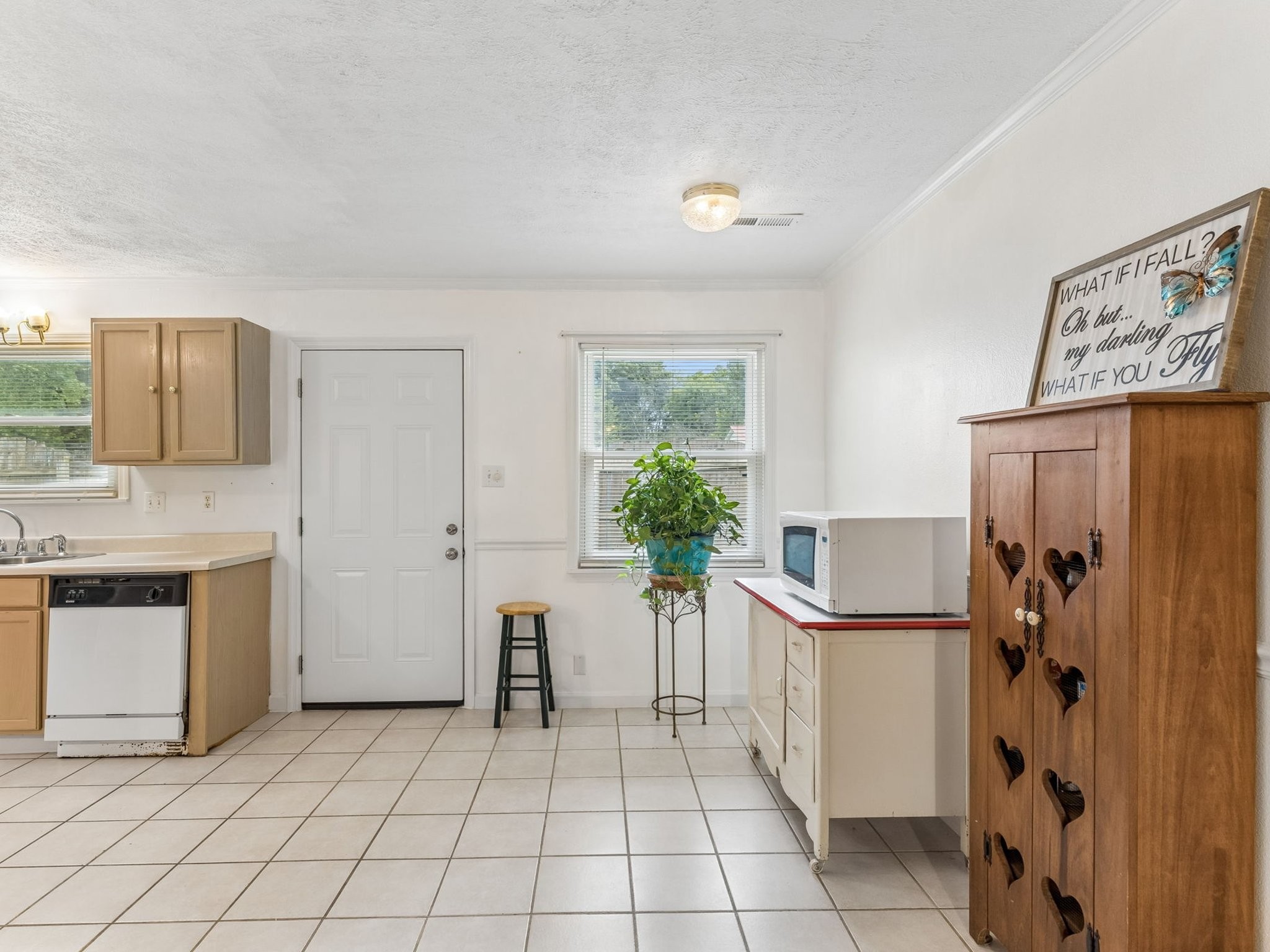 241 Jackson Ave