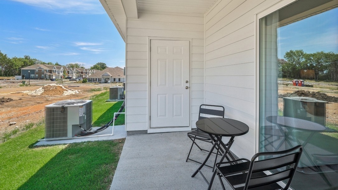 739 Ashbrook Drive