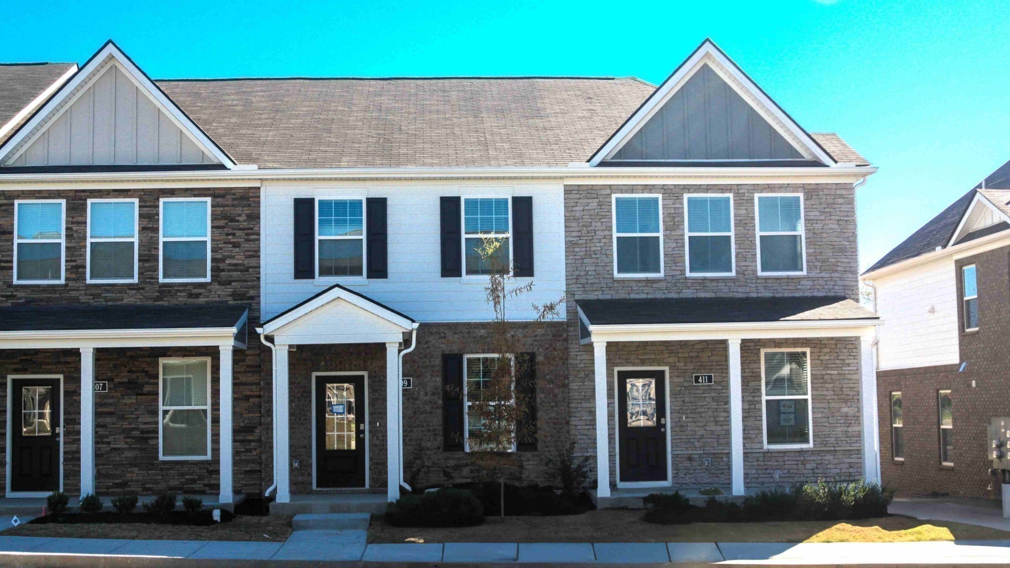 739 Ashbrook Drive