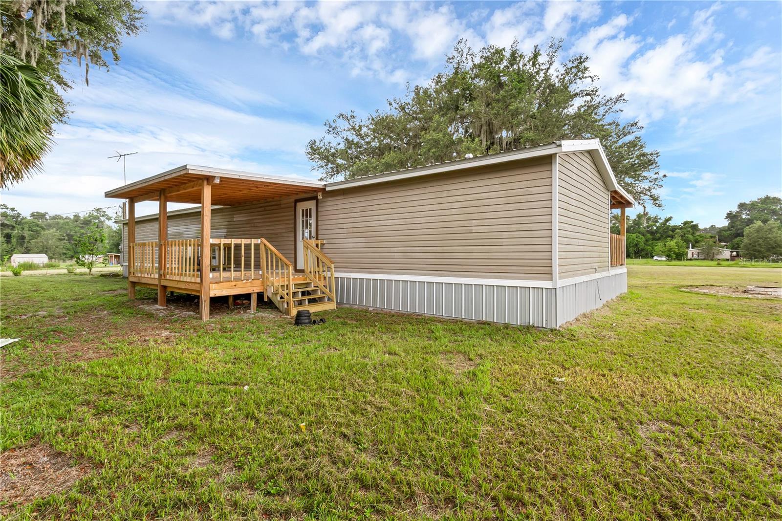 7587 SW 50TH ST