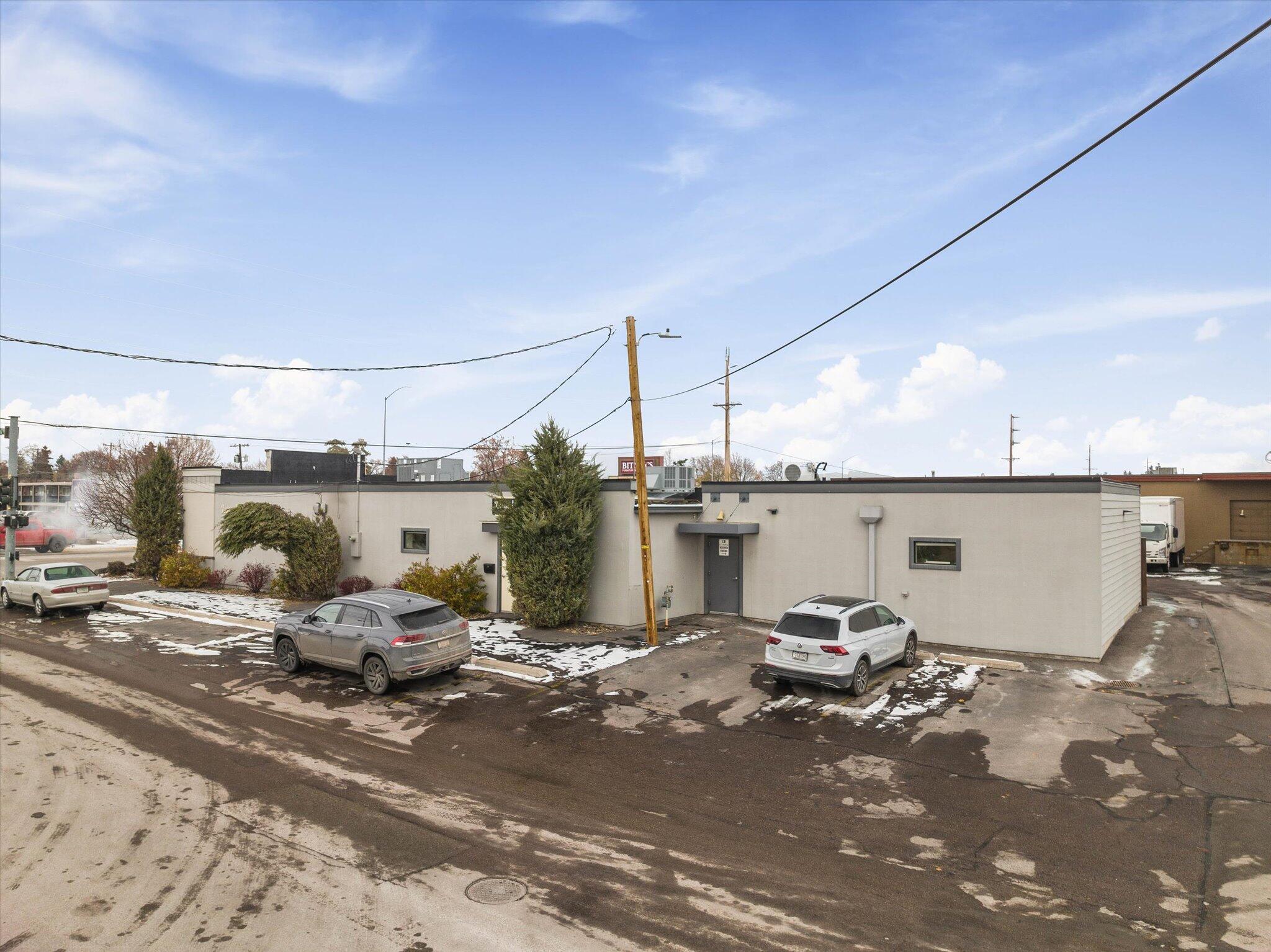 702 E Idaho Street
