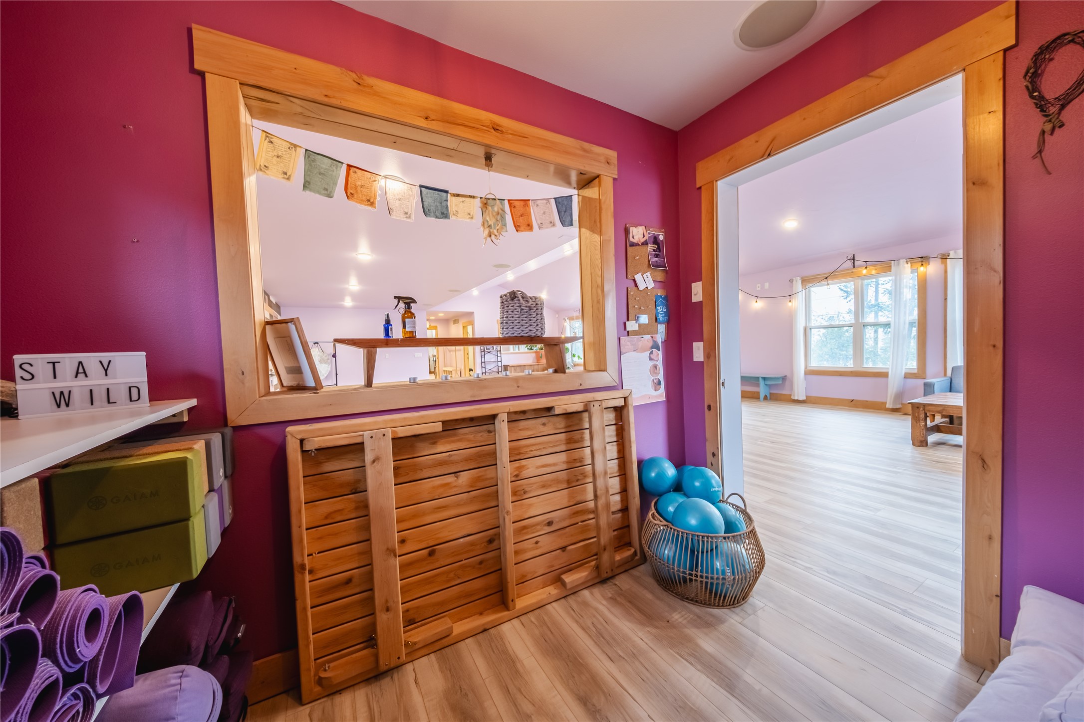 77 Deer Creek Road