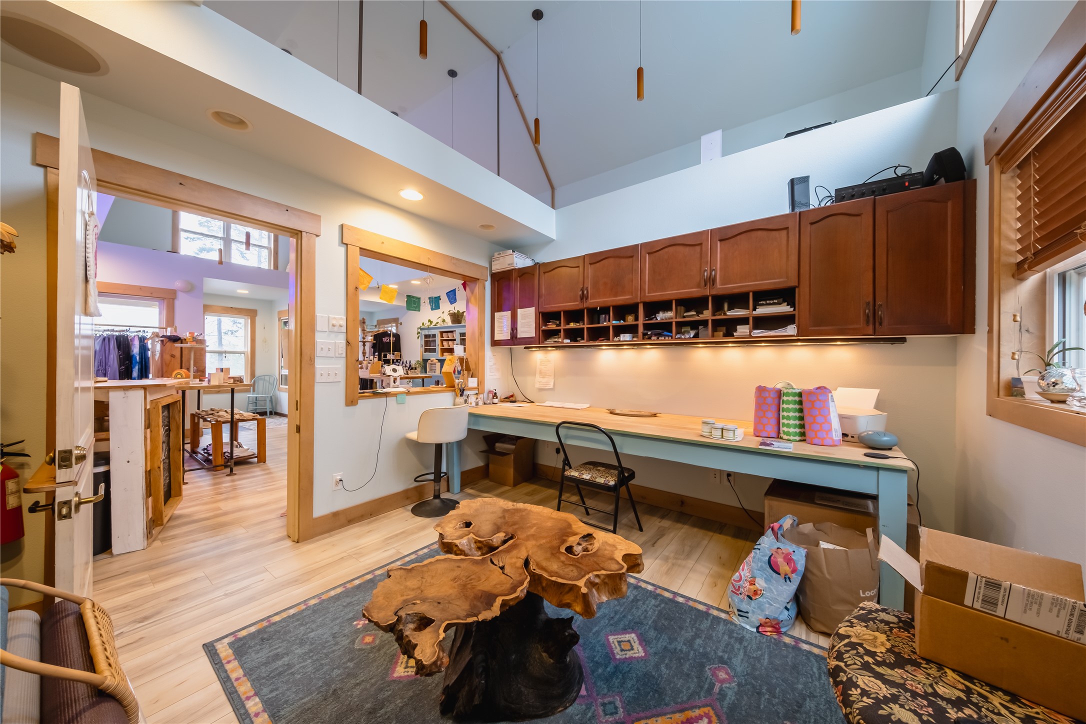 77 Deer Creek Road