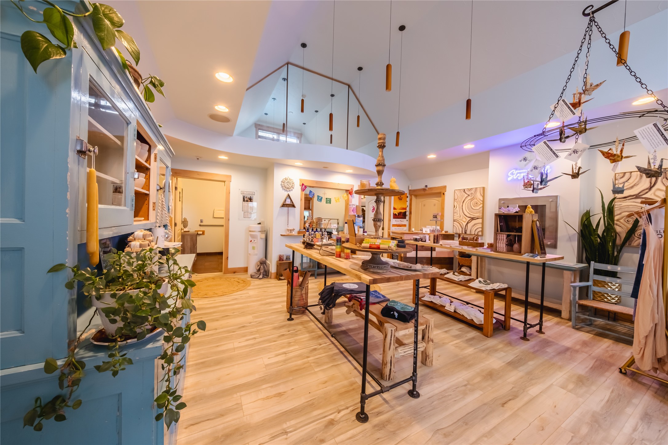 77 Deer Creek Road