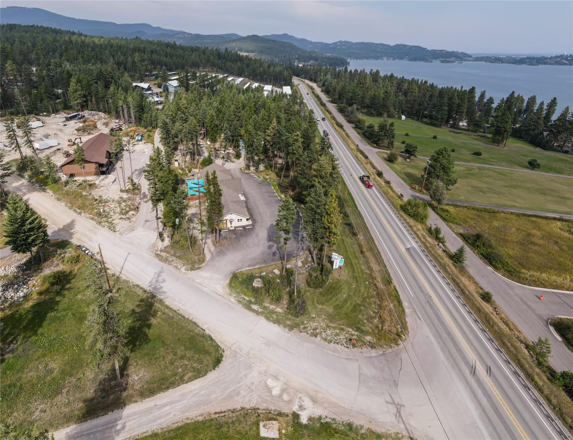 77 Deer Creek Road