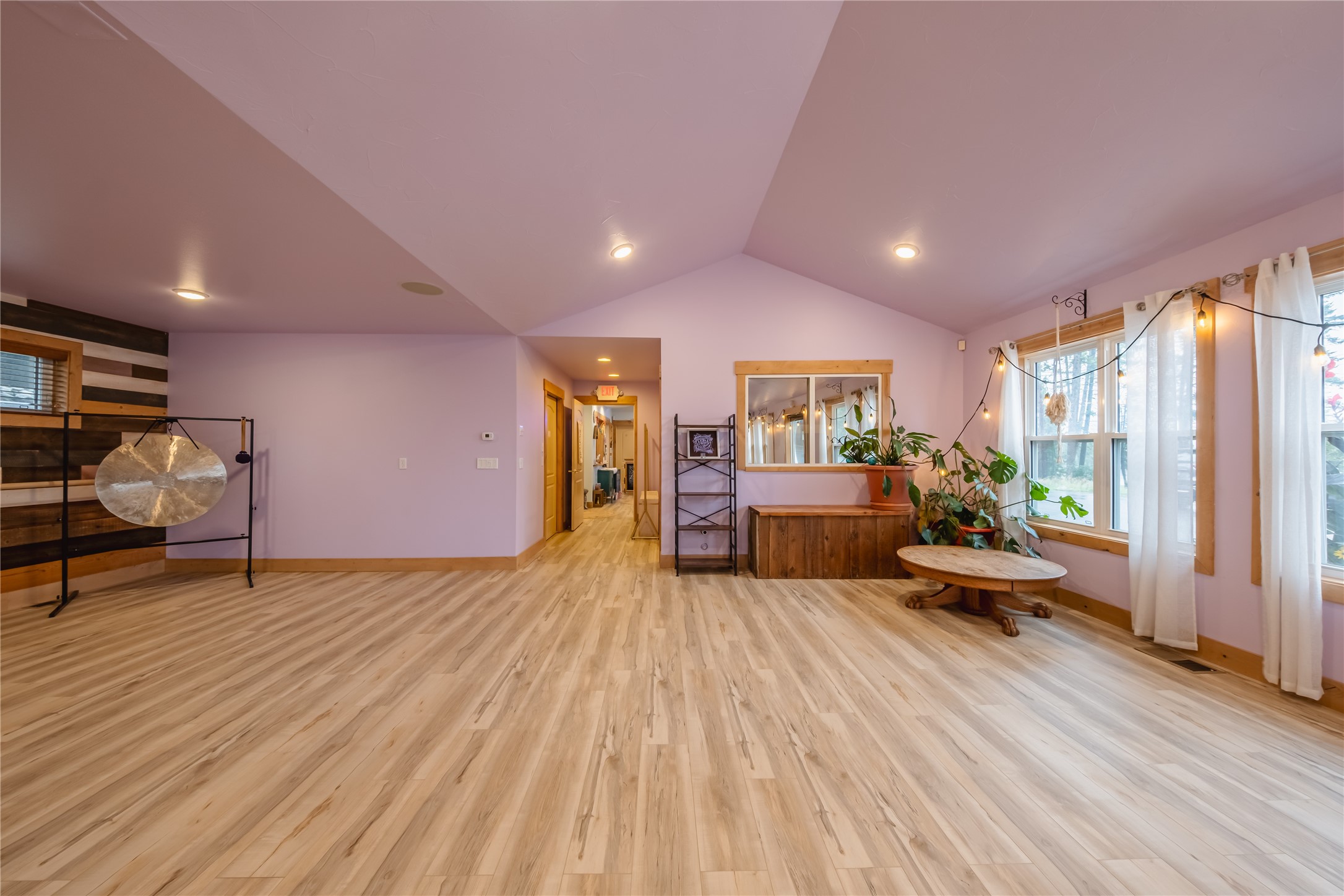 77 Deer Creek Road
