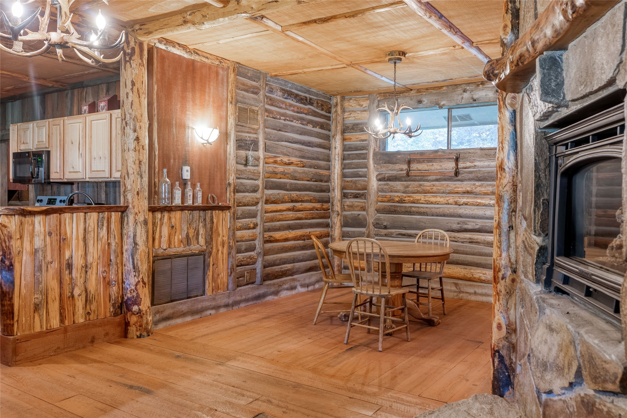 7450 Highway 2 E