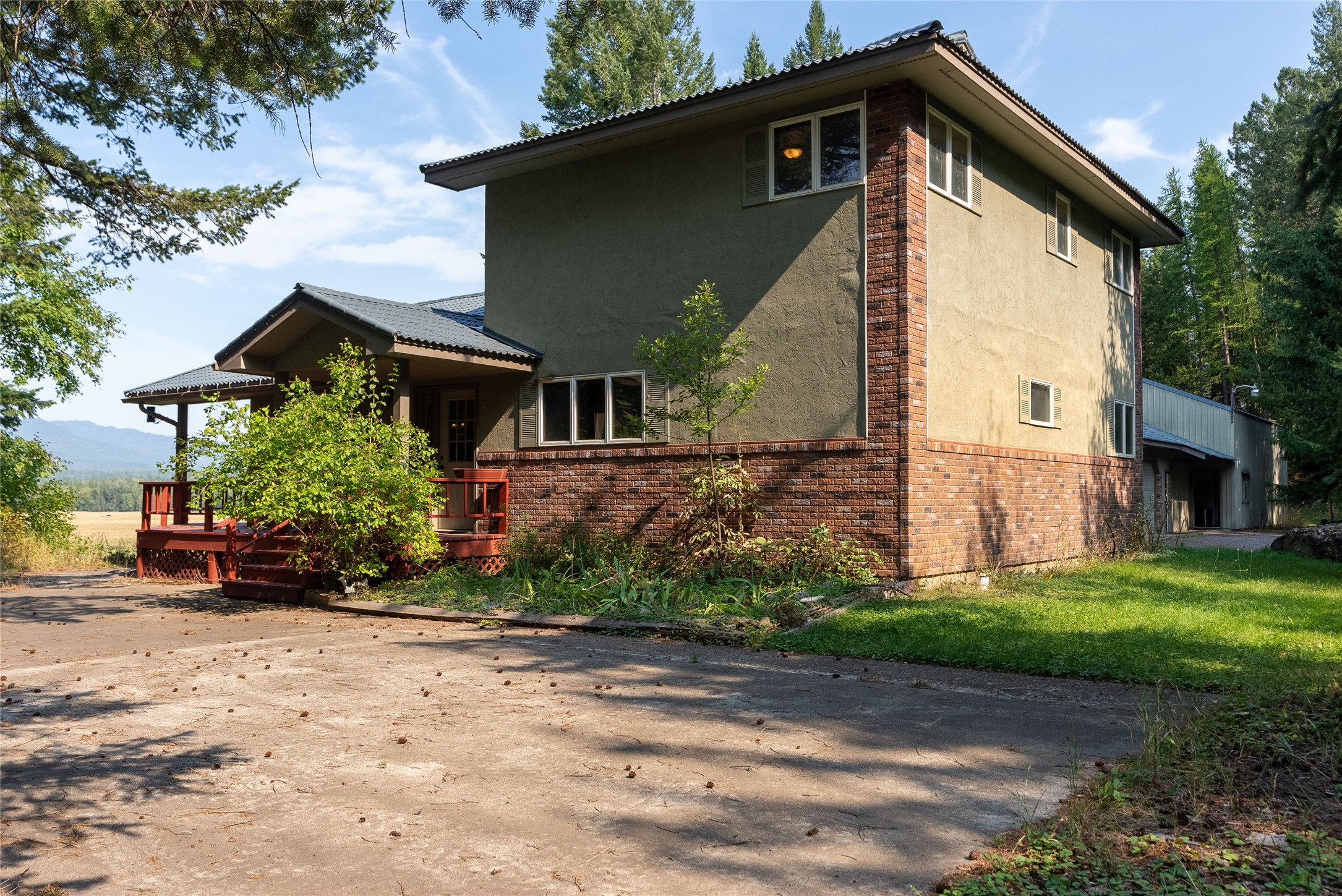 7450 Highway 2 E