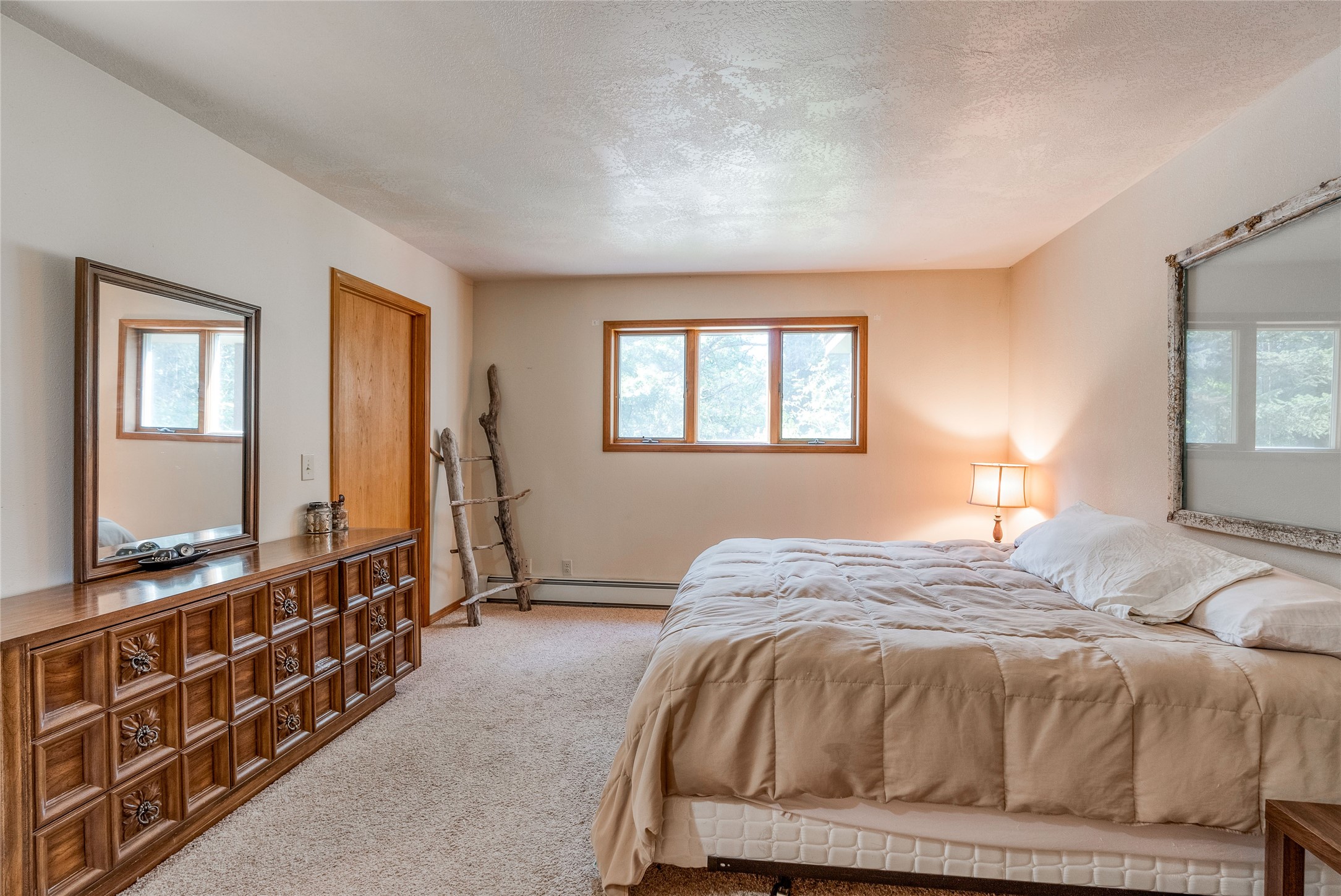 7450 Highway 2 E