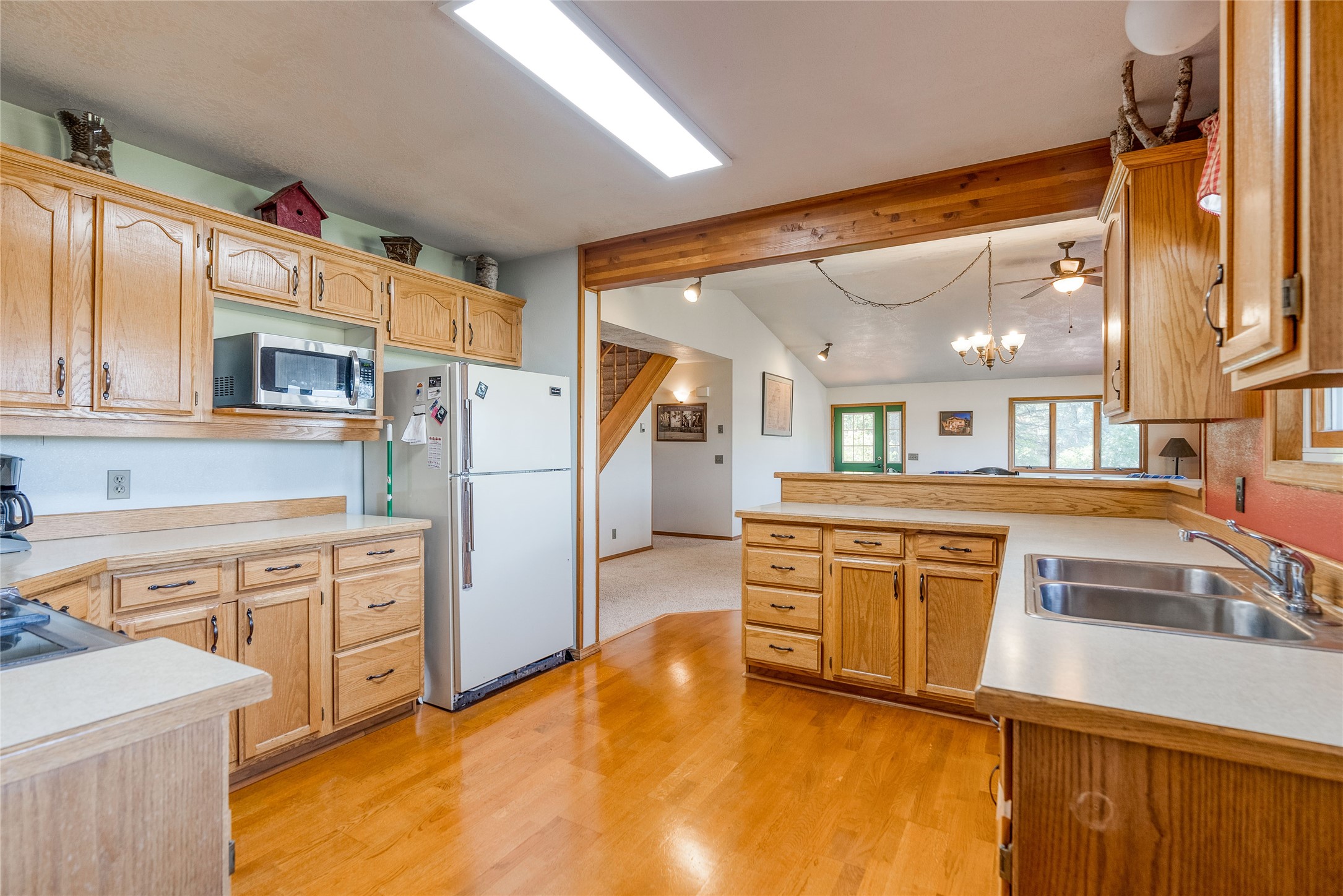 7450 Highway 2 E