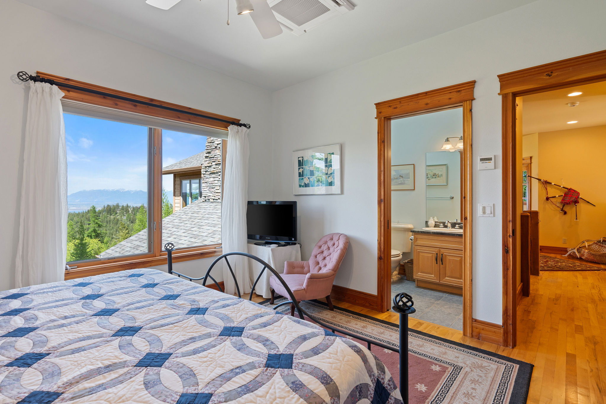 550 Blacktail Heights