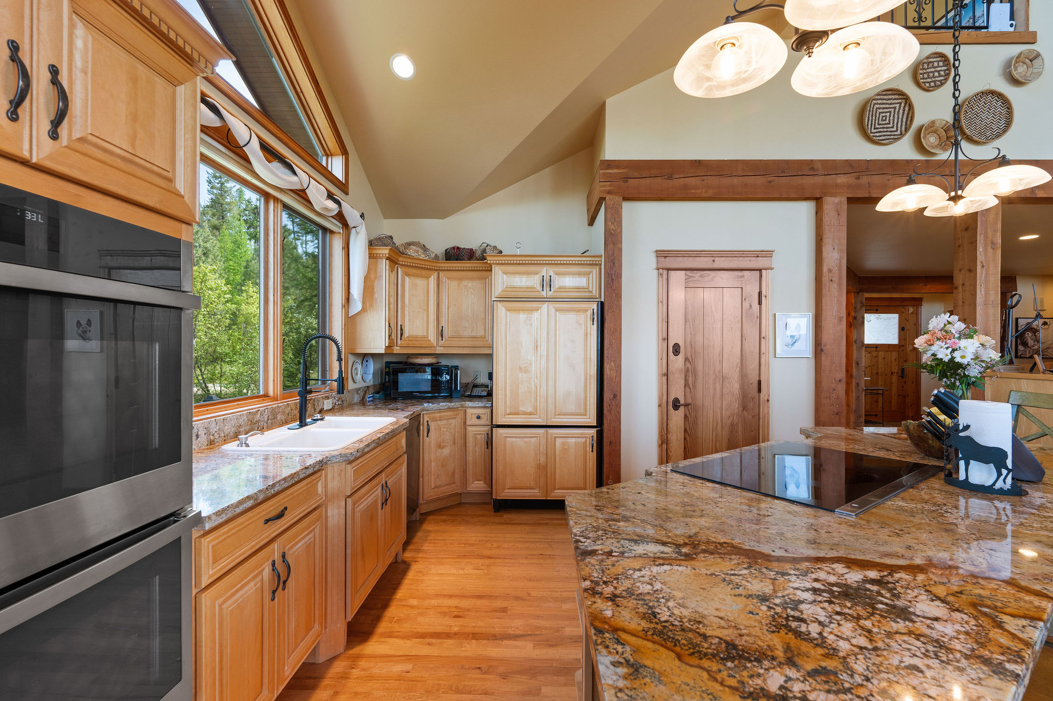 550 Blacktail Heights