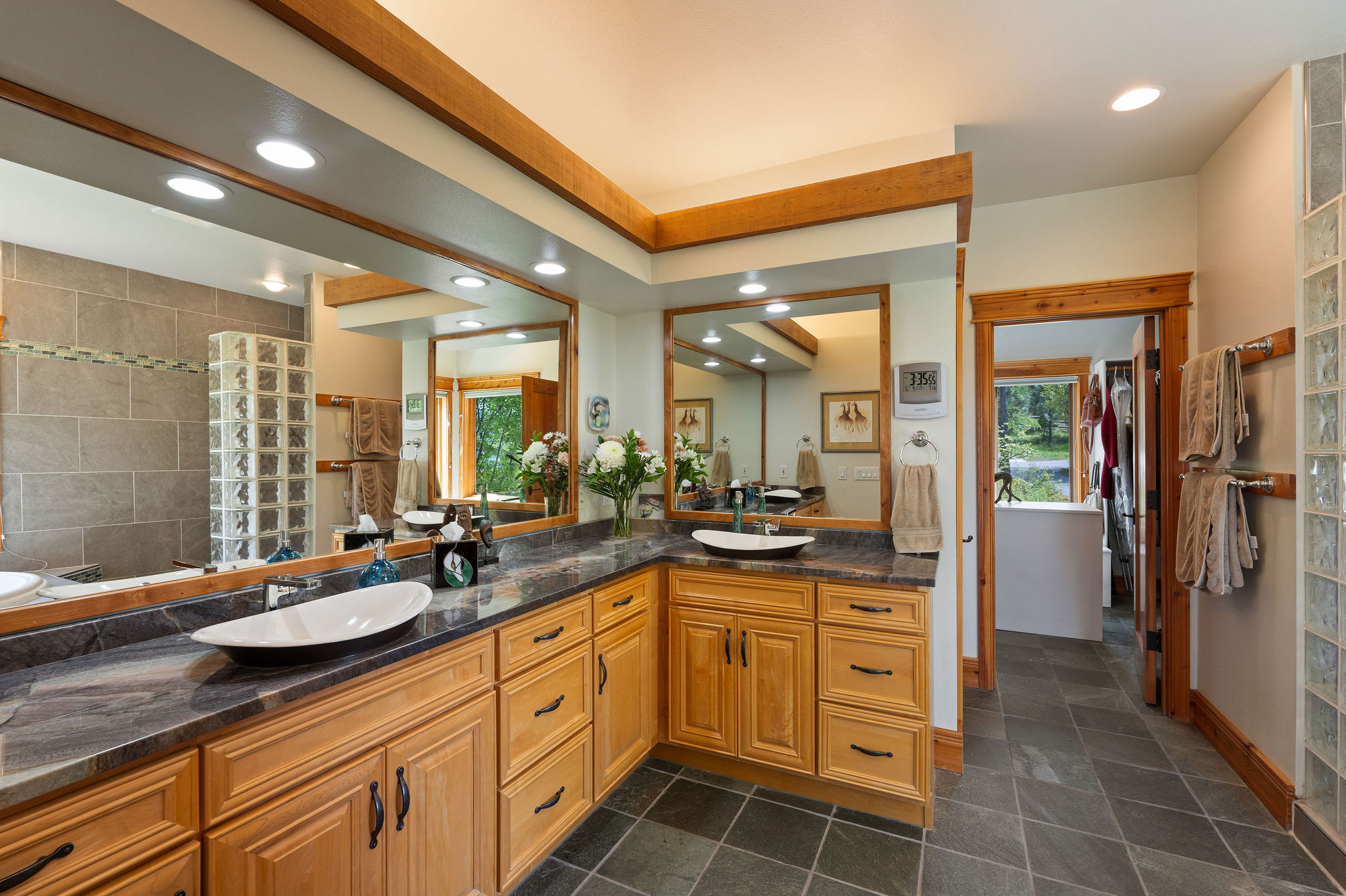 550 Blacktail Heights