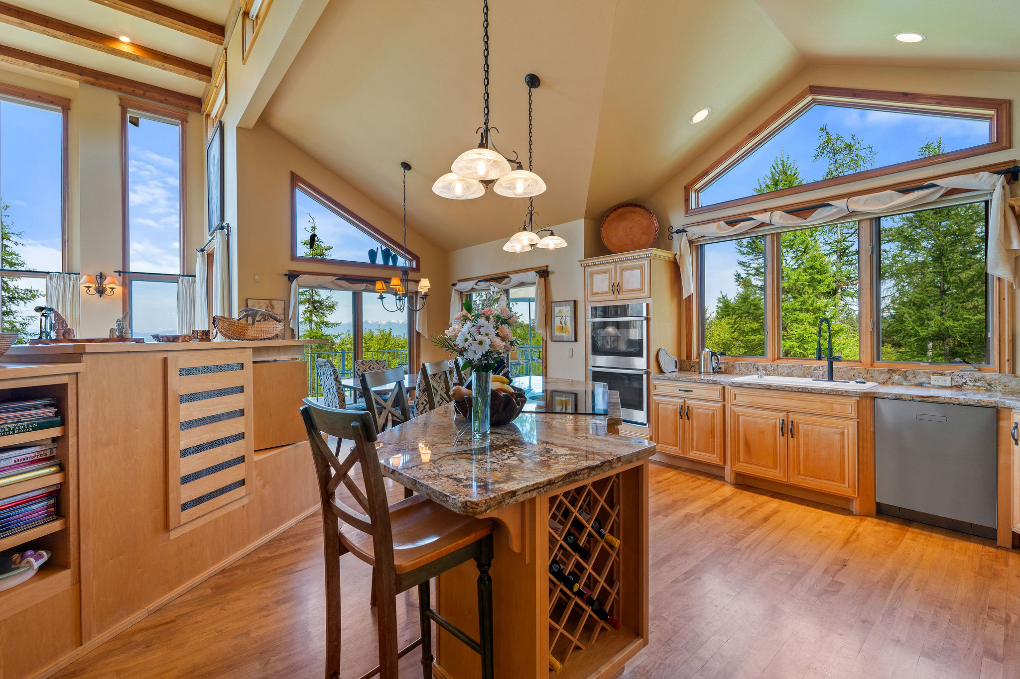 550 Blacktail Heights