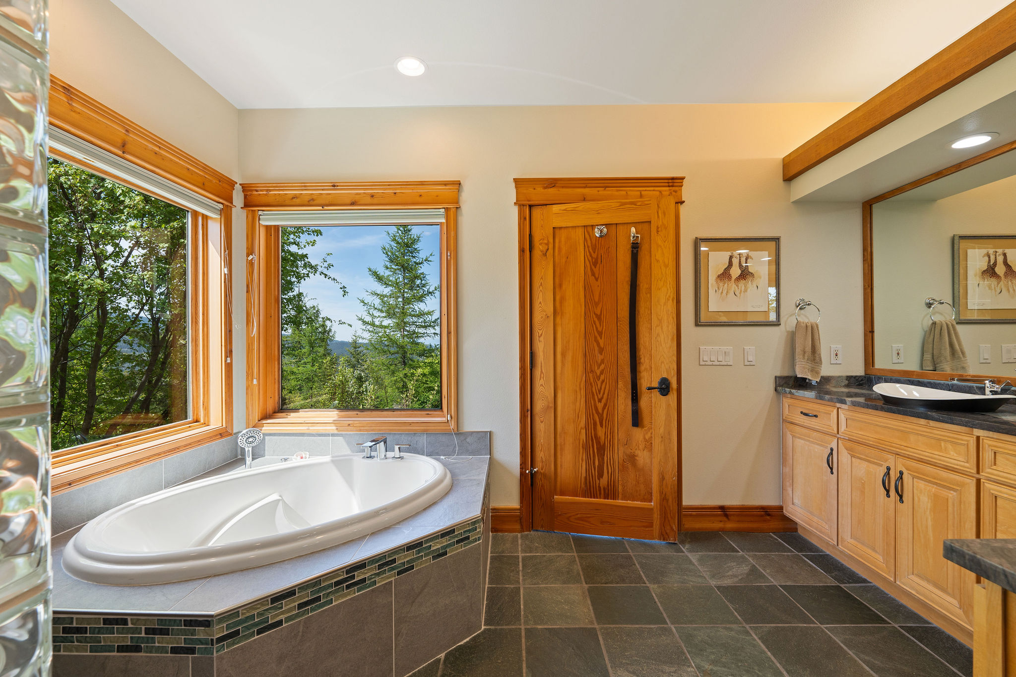 550 Blacktail Heights